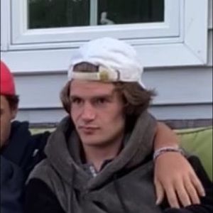 Meet your Posher, Steven